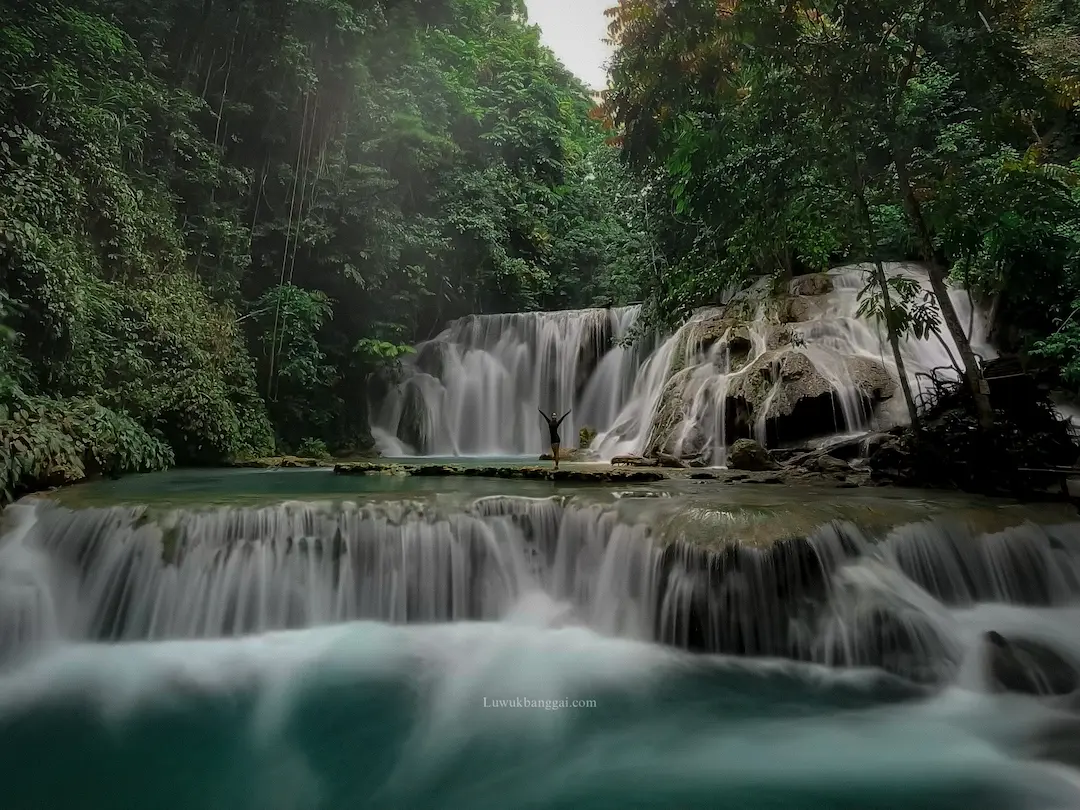 Piala Waterfall Luwuk Banggai turquoise water pool