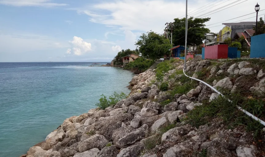 Pantai di Luwuk 2027, dari Kilo 5 sampai Toipan